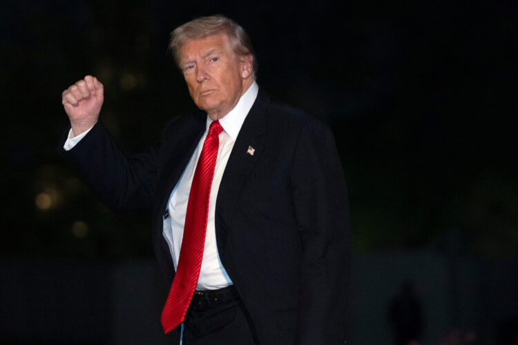 Trump says he 'won't be extorted' by Democrats, shuns negotiations as shutdown drags on